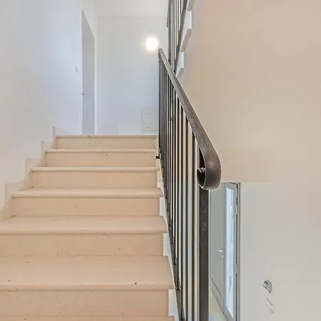 Bellaria Palace - Near The Of Ferrari By Movebnb Apartmán