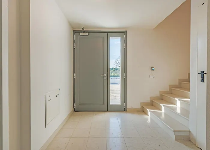 Bellaria Palace - Near The Of Ferrari By Movebnb * مودينا