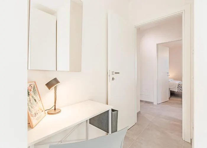 Bellaria Palace - Near The Of Ferrari By Movebnb شقة