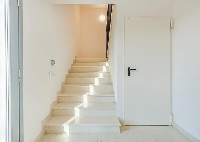 Bellaria Palace - Near The Of Ferrari By Movebnb شقة *