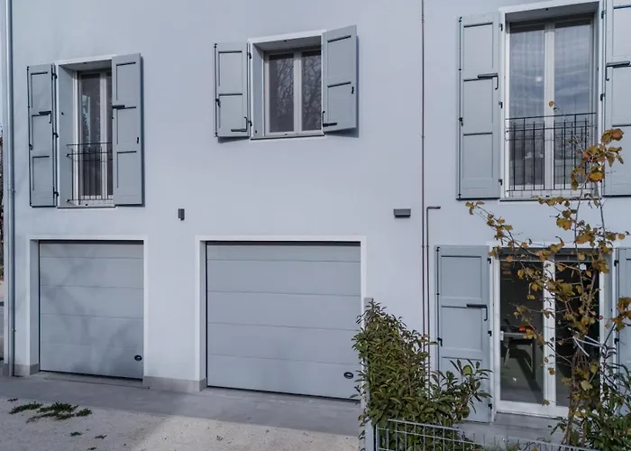 شقة Bellaria Palace - Near The Of Ferrari By Movebnb *