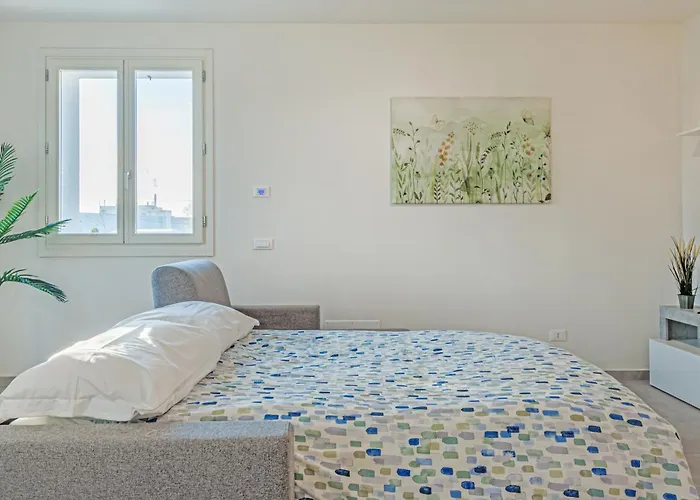 Bellaria Palace - Near The Of Ferrari By Movebnb شقة *