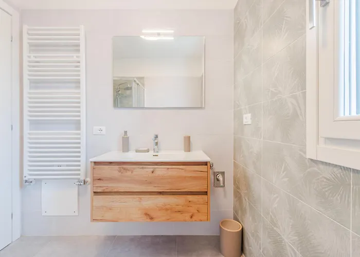 Bellaria Palace - Near The Of Ferrari By Movebnb شقة مودينا