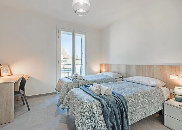 شقة Bellaria Palace - Near The Of Ferrari By Movebnb